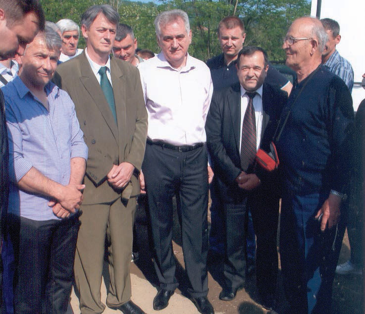 Lovci Guče sa predsednikom Srbije Tomislavom Nikolićem
